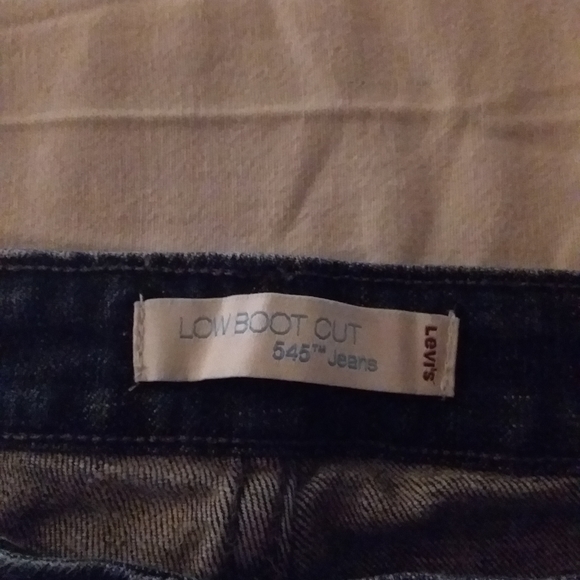 Levis Jeans - Picture 4 of 4